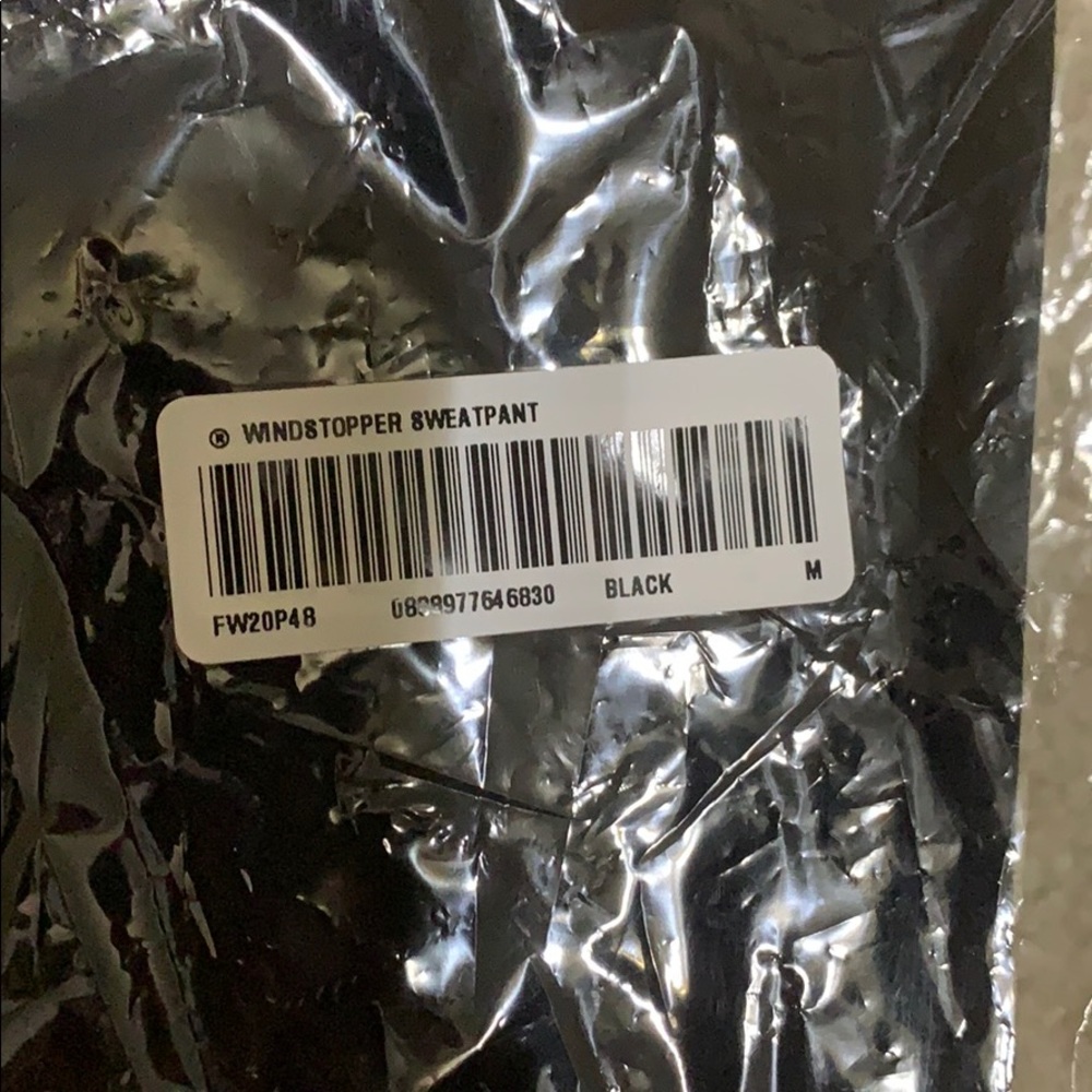 Supreme Windstopper Sweatpants - Picture 4 of 4